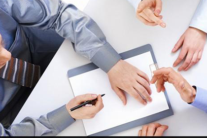 拖欠货款可否暂扣商品？